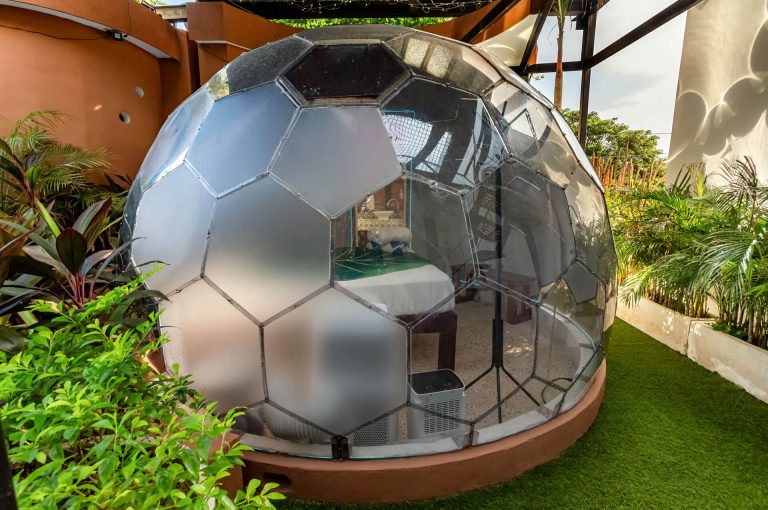 casa-kabil-bubble-houses-playa-de-carmen-moon-015