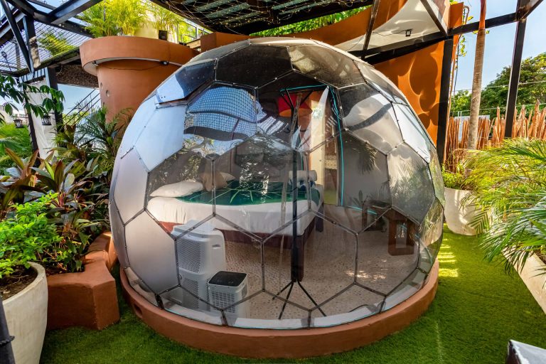 casa-kabil-bubble-houses-playa-de-carmen-moon-017