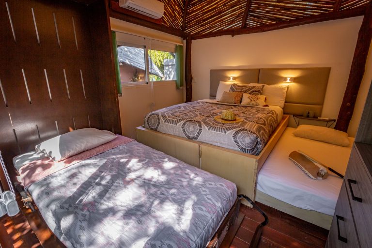 tree-house-casa-kabil-earth-011