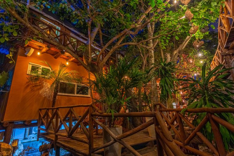 tree-house-casa-kabil-water-017